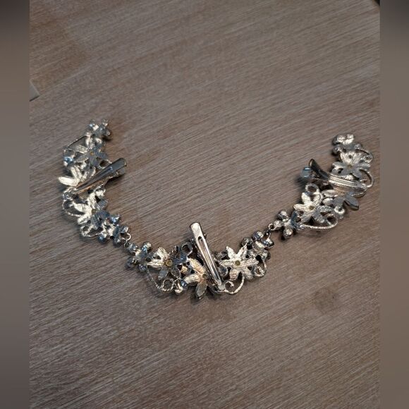 Bridal Wedding Tiara Headband W/ Floral  Rhinestones with 3 Hair Clips - Picture 5 of 8